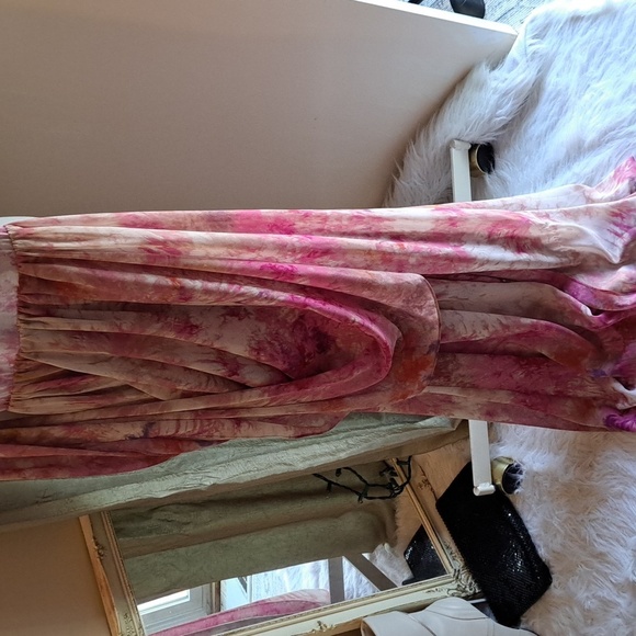 Rachael Roy Multi Layer Floral Floor length Dress. Tie Die Design Cut out back. - Picture 15 of 15